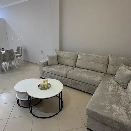 Apartment Erik Përmet